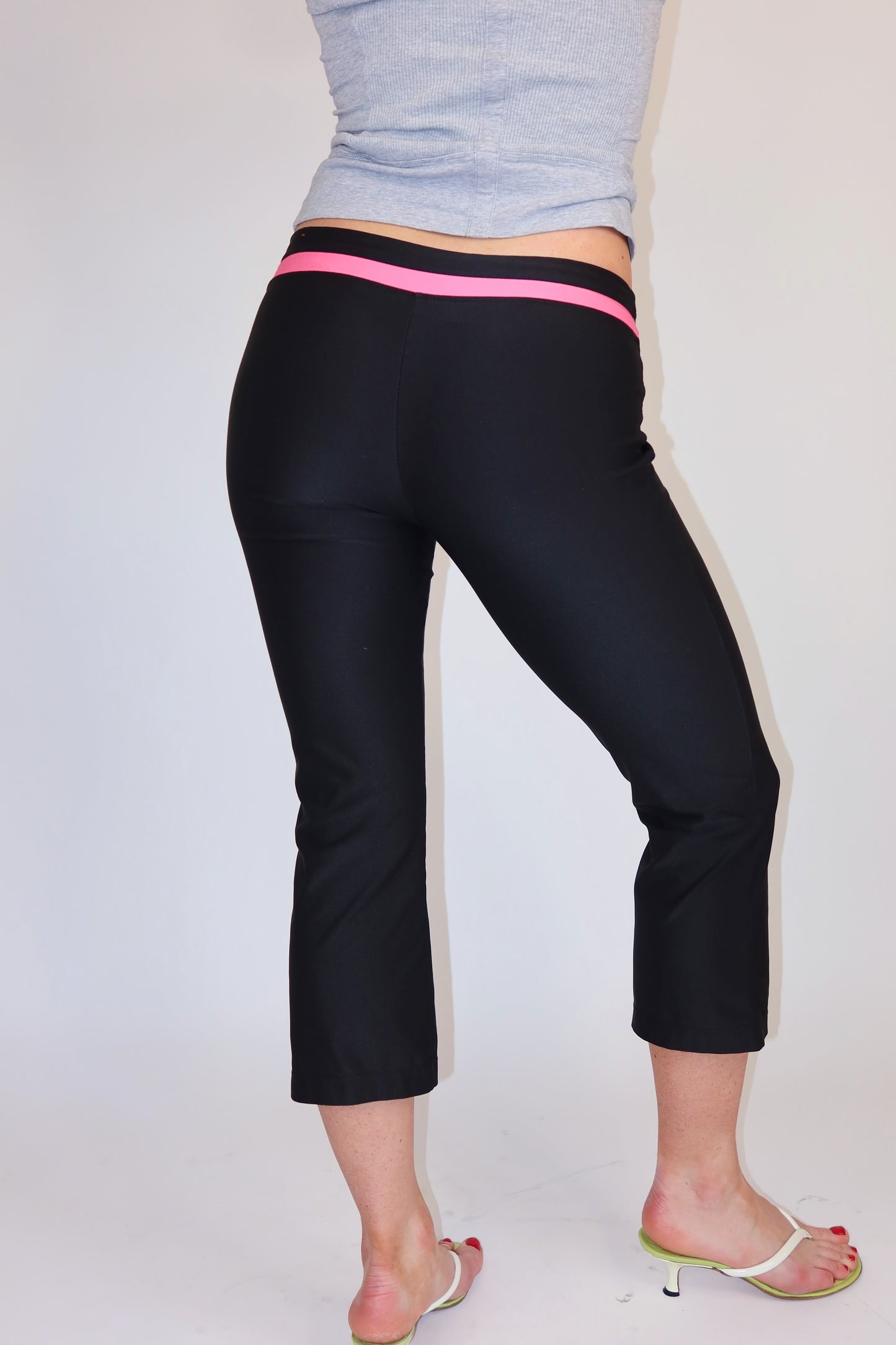 nike pink & black capris