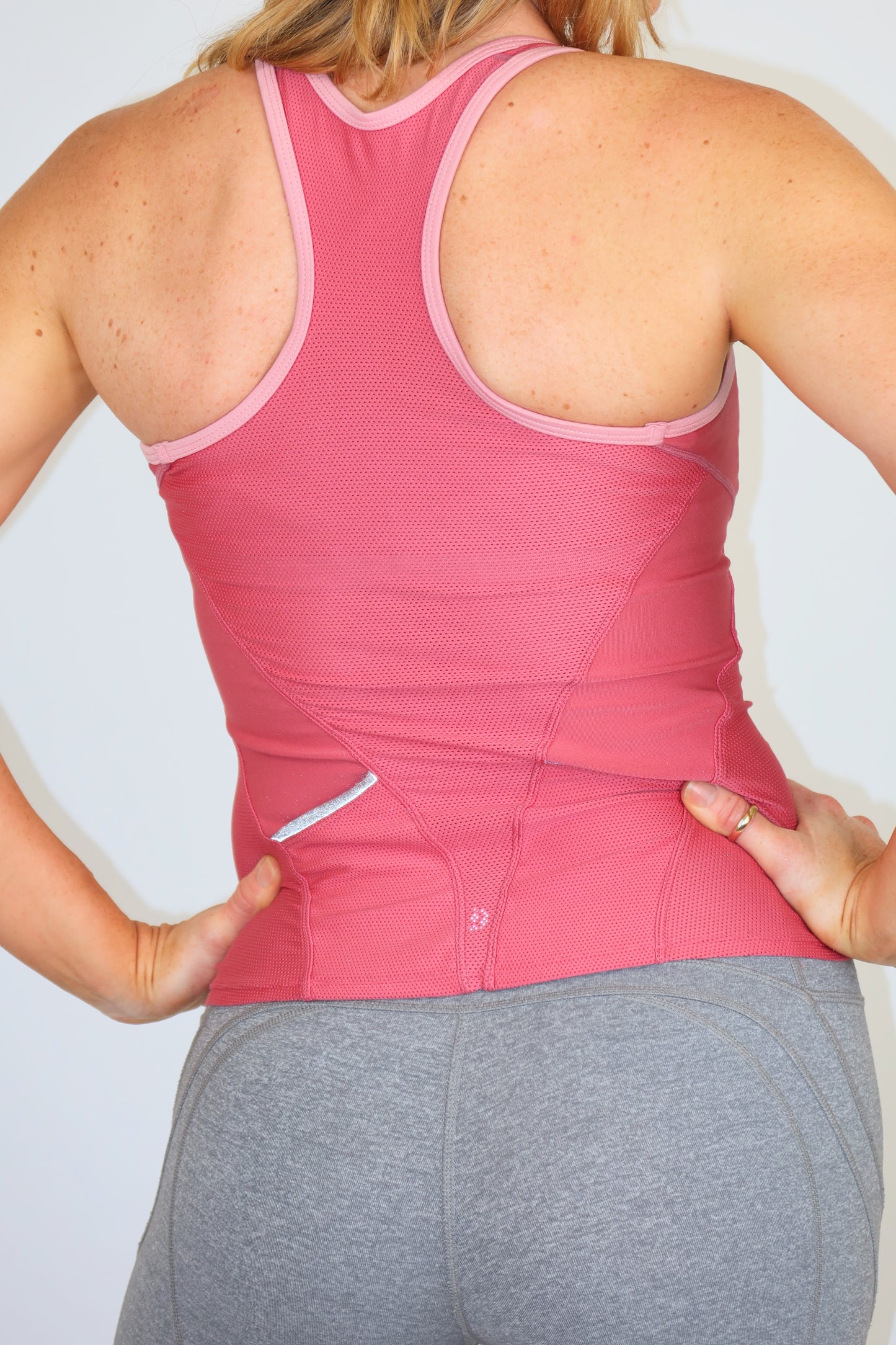 nike pink top