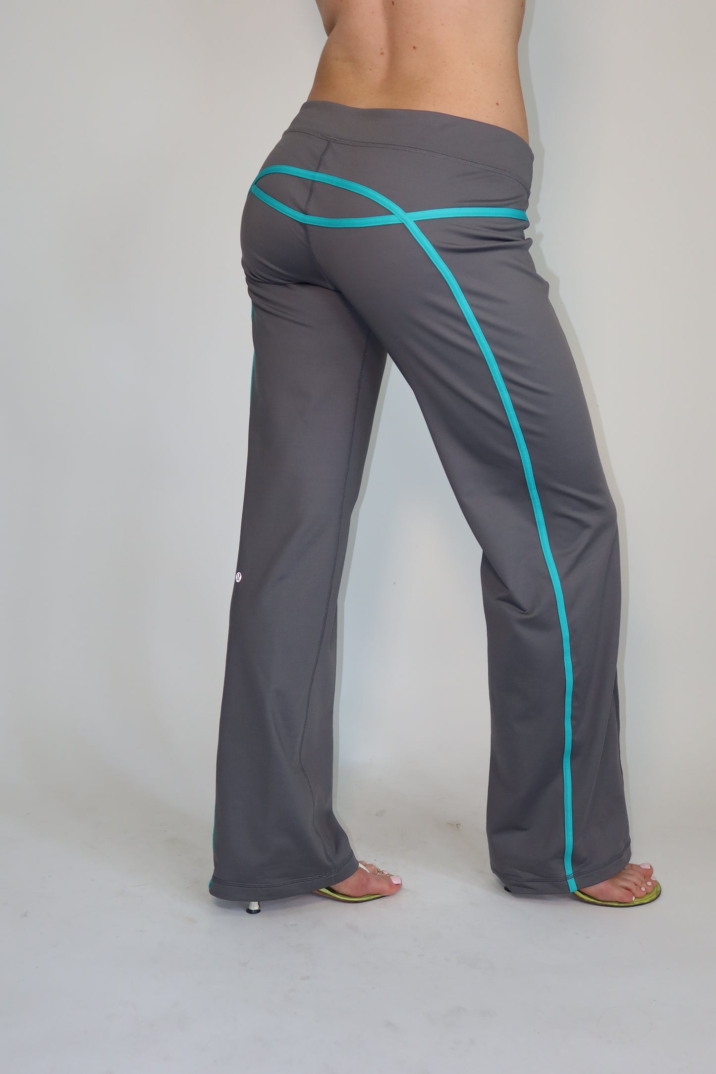 lululemon grey and blue pant