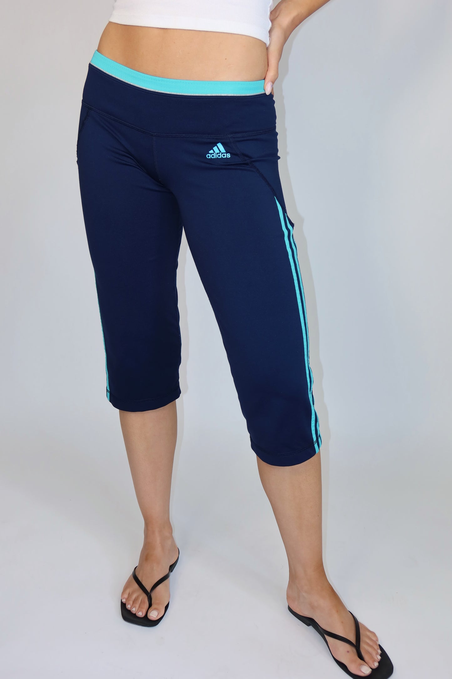 adidas two tone blue capris