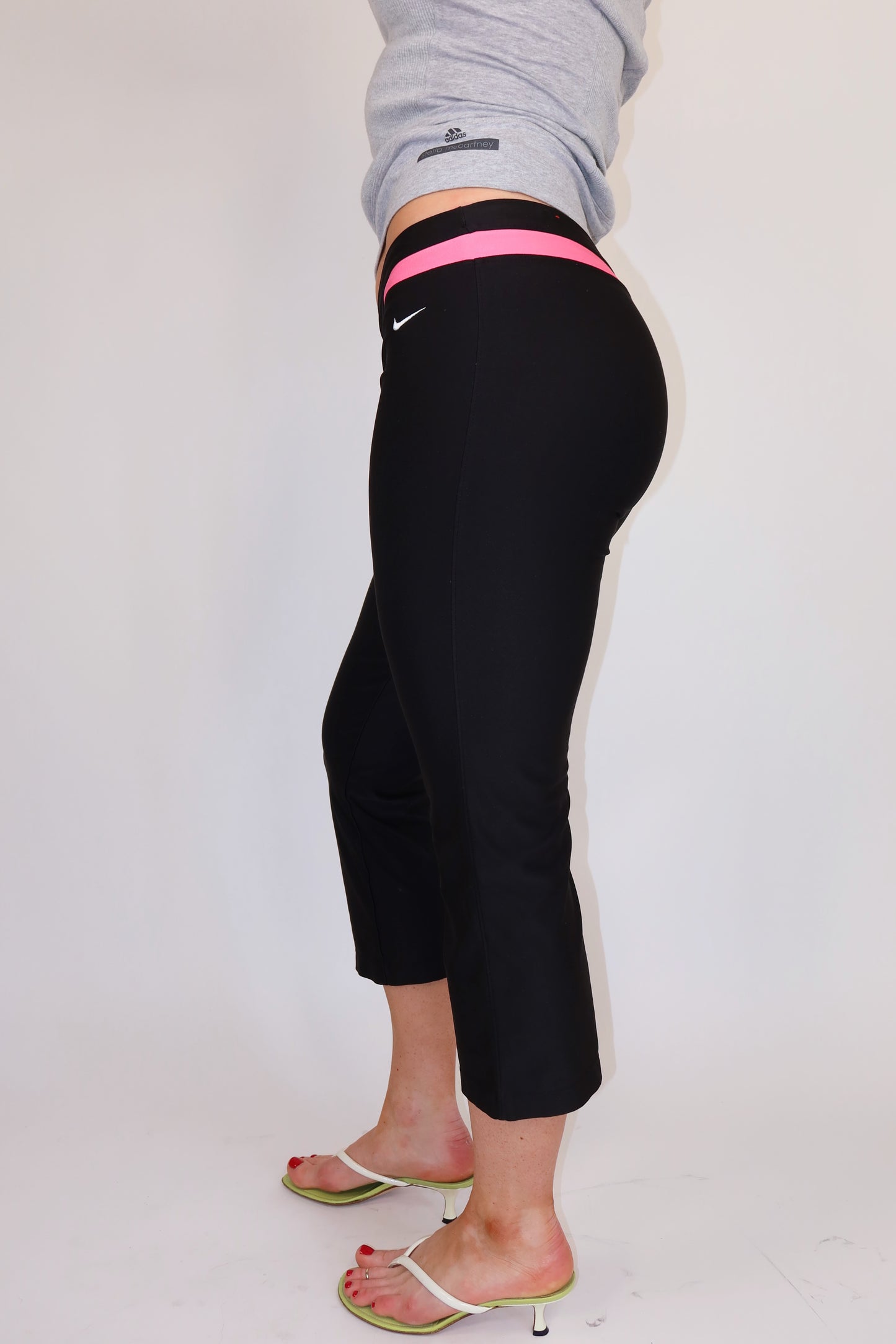 nike pink & black capris