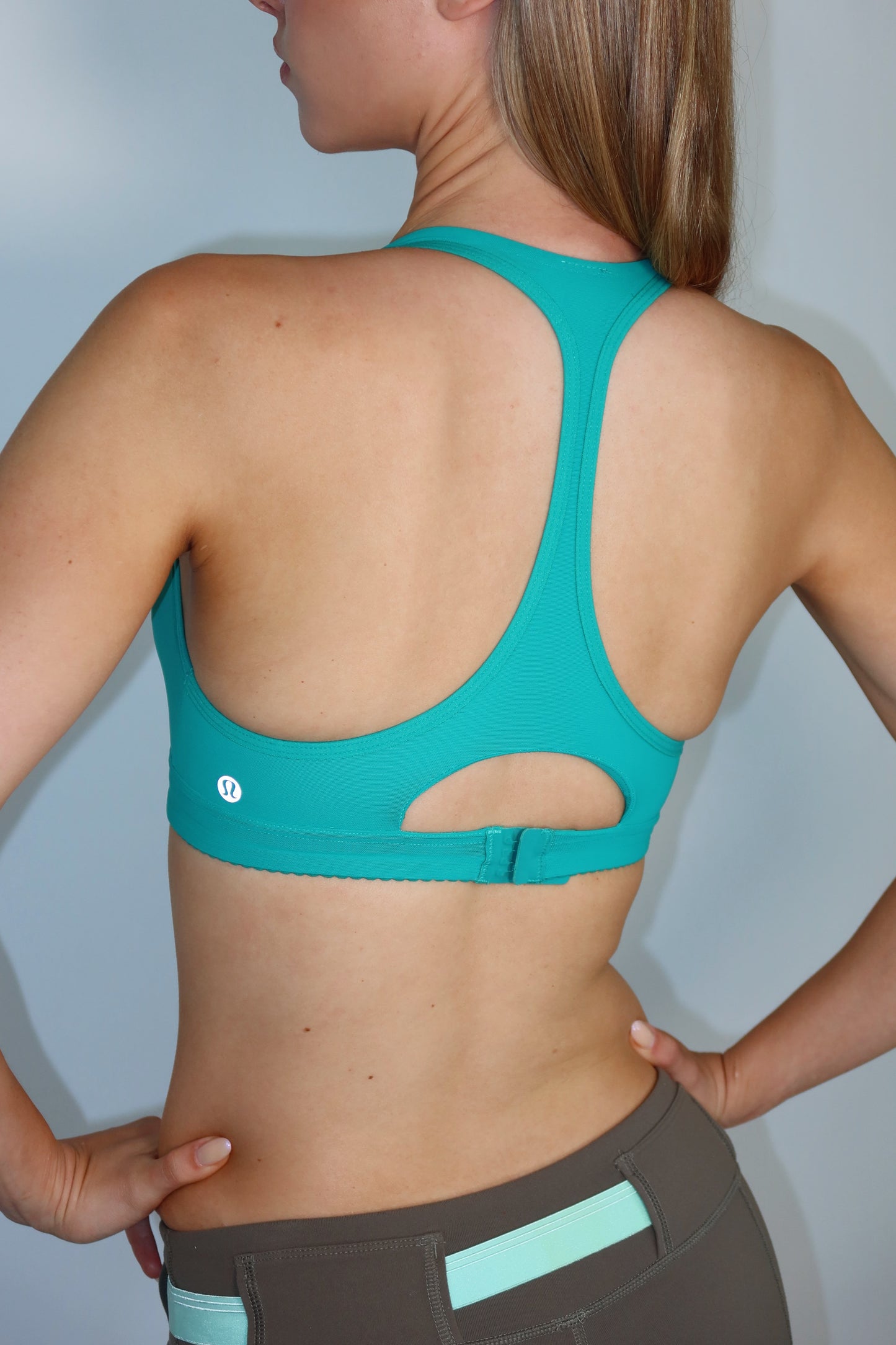 lululemon turquoise sports bra