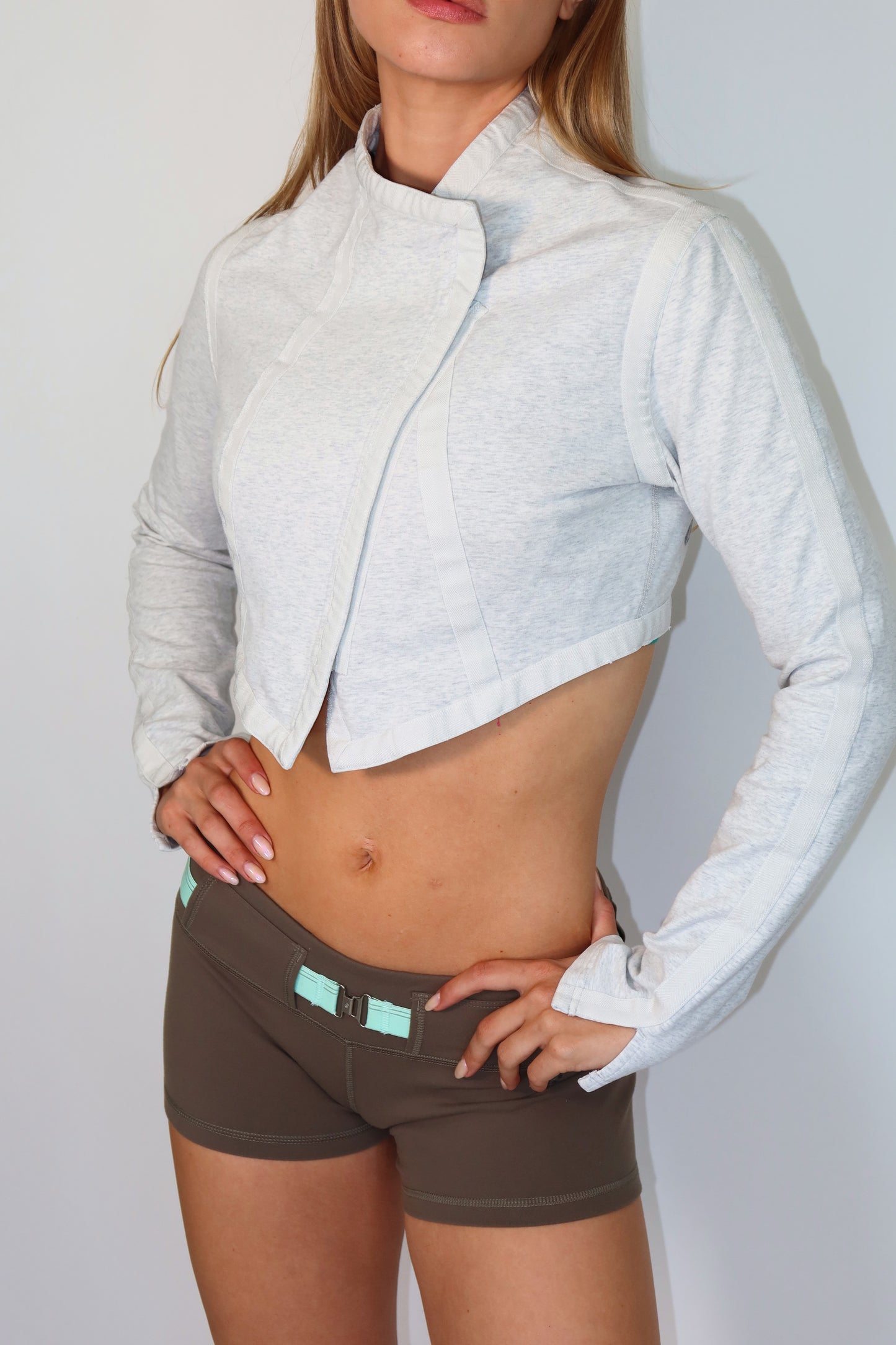 lululemon cropped grey jacket