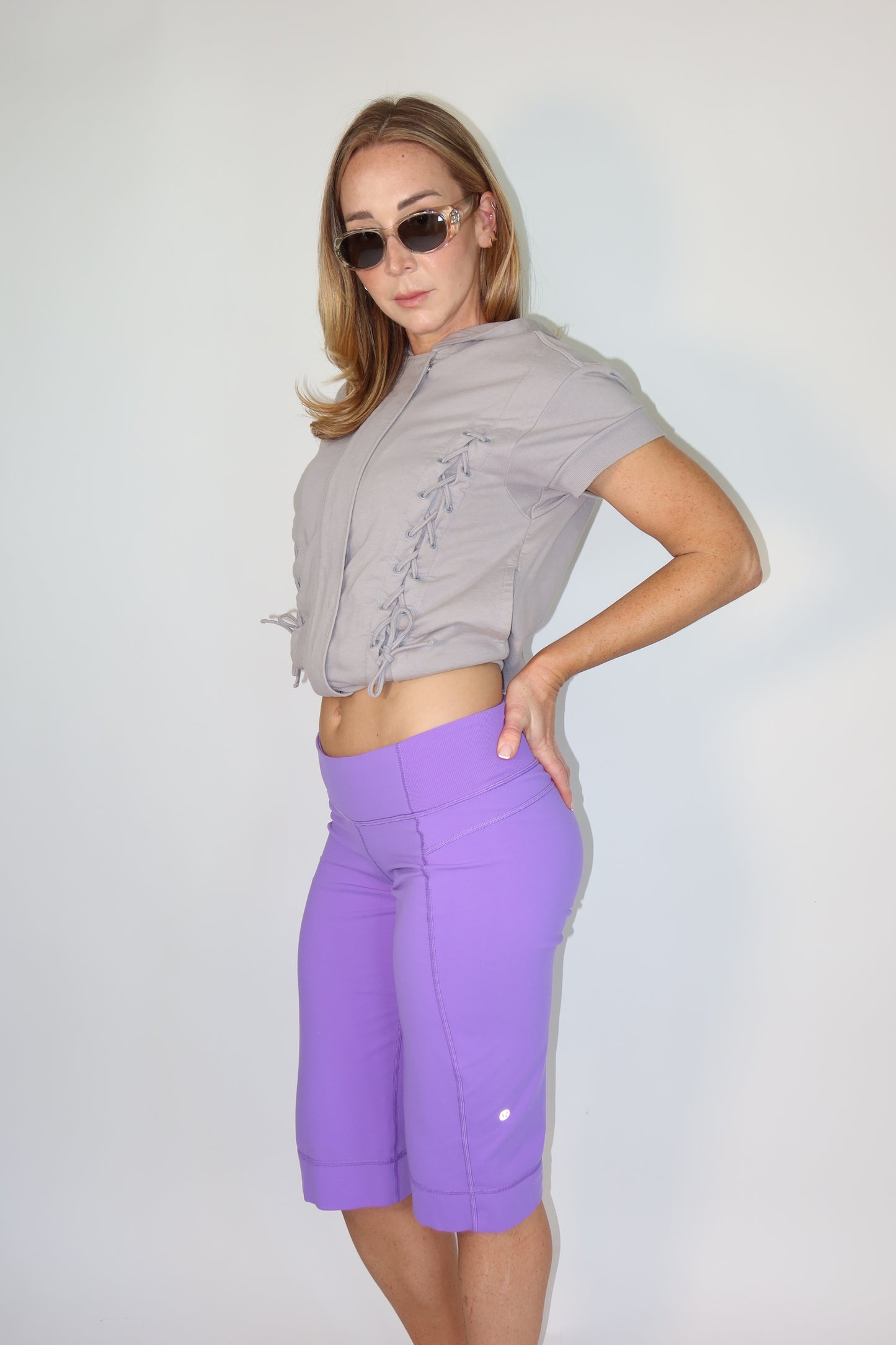 lululemon purple capris