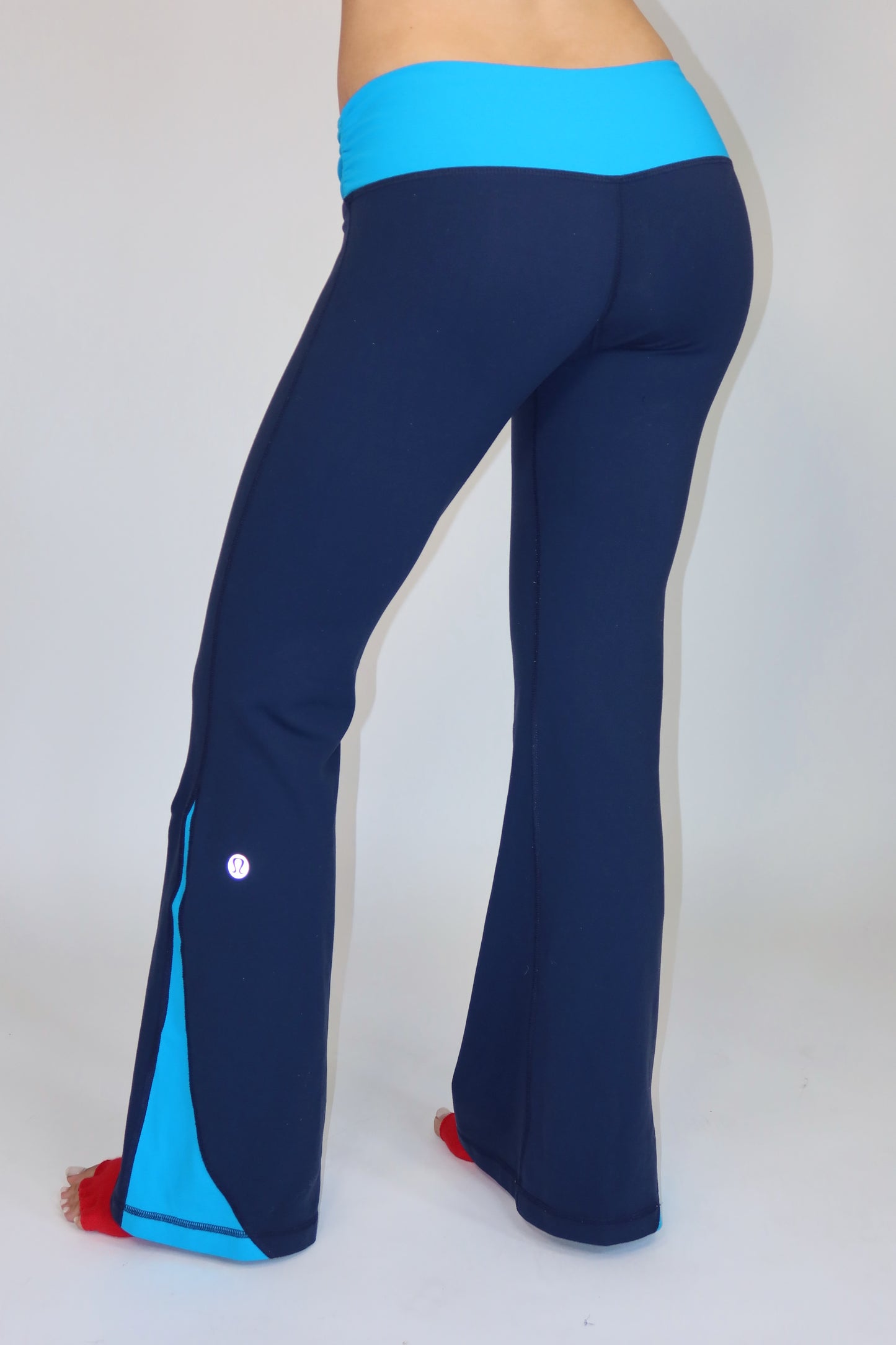 lululemon blue flare leggings