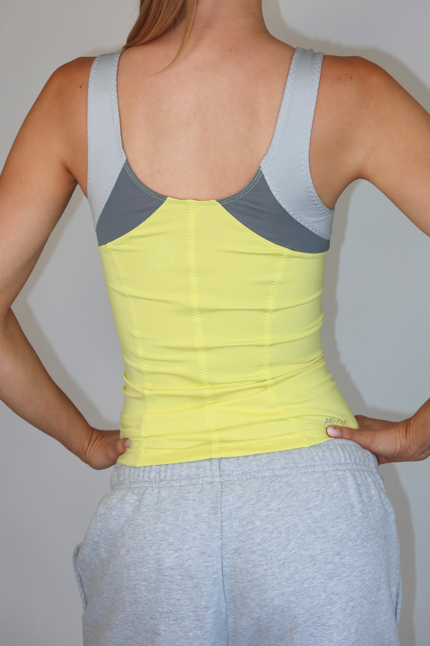 nike yellow & grey top