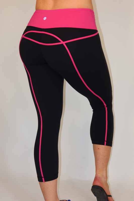 lululemon pink and black capri